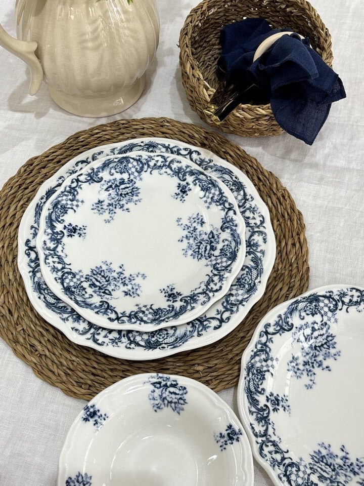 Vintage Mavi Rose 24 Parça  Porselen Yemek Takımı